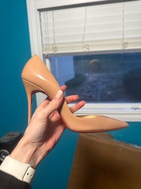 Christian Louboutin Nude Patent Pointed Toe Stiletto Pump D Orsay 39